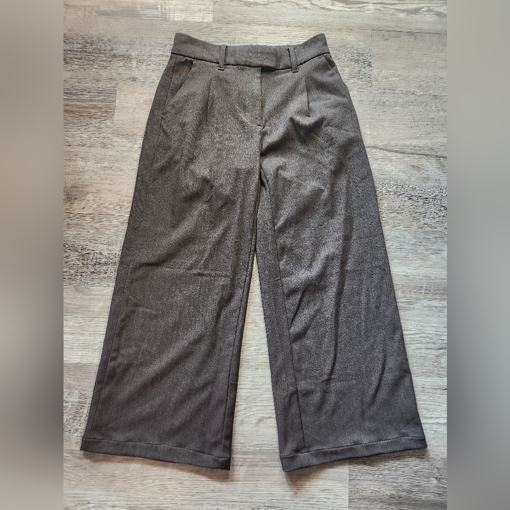 American Eagle Outfitters Women's Wide Leg Trousers in Charcoal Gray
